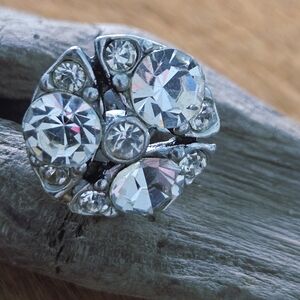 Vintage  Silver Rhinestone Tie Tack Or Lapel Pin